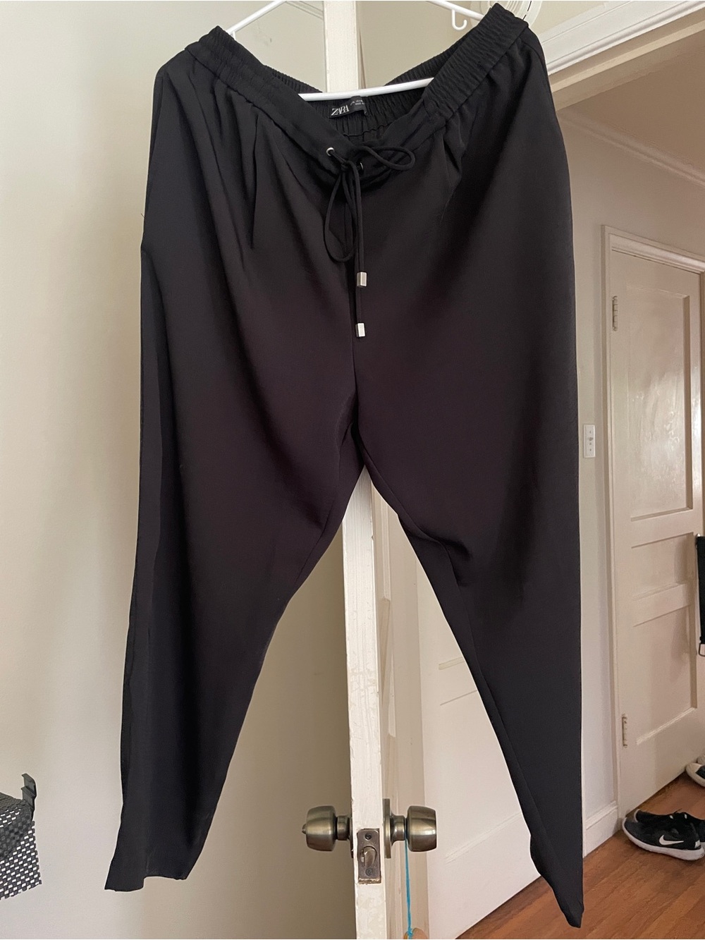 Zara Black Drawstring Pull-on Pants